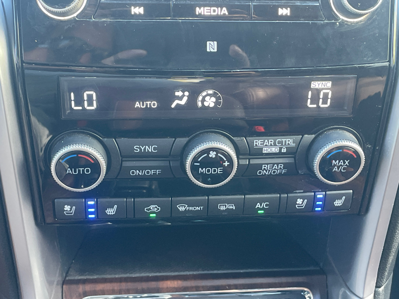 Used 2022 Subaru Ascent Touring AWD/4WD image 15