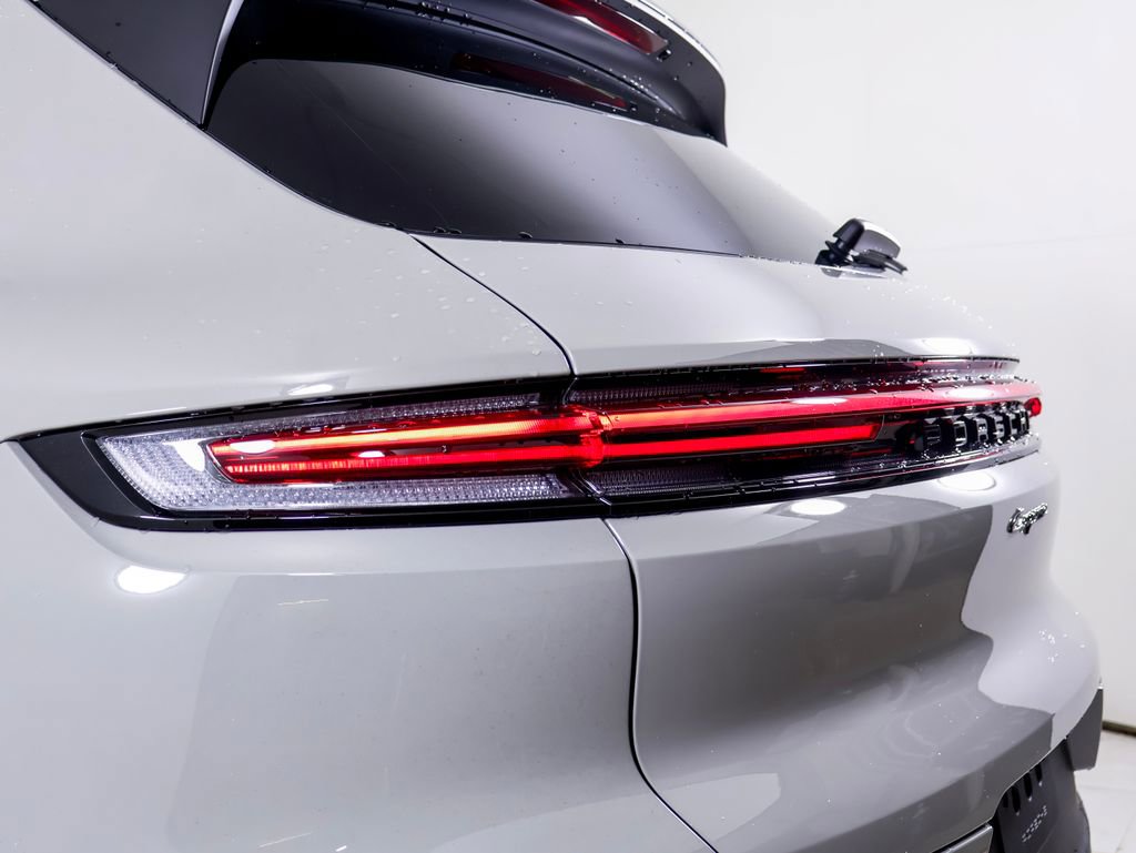 New 2026 Porsche Cayenne image 12