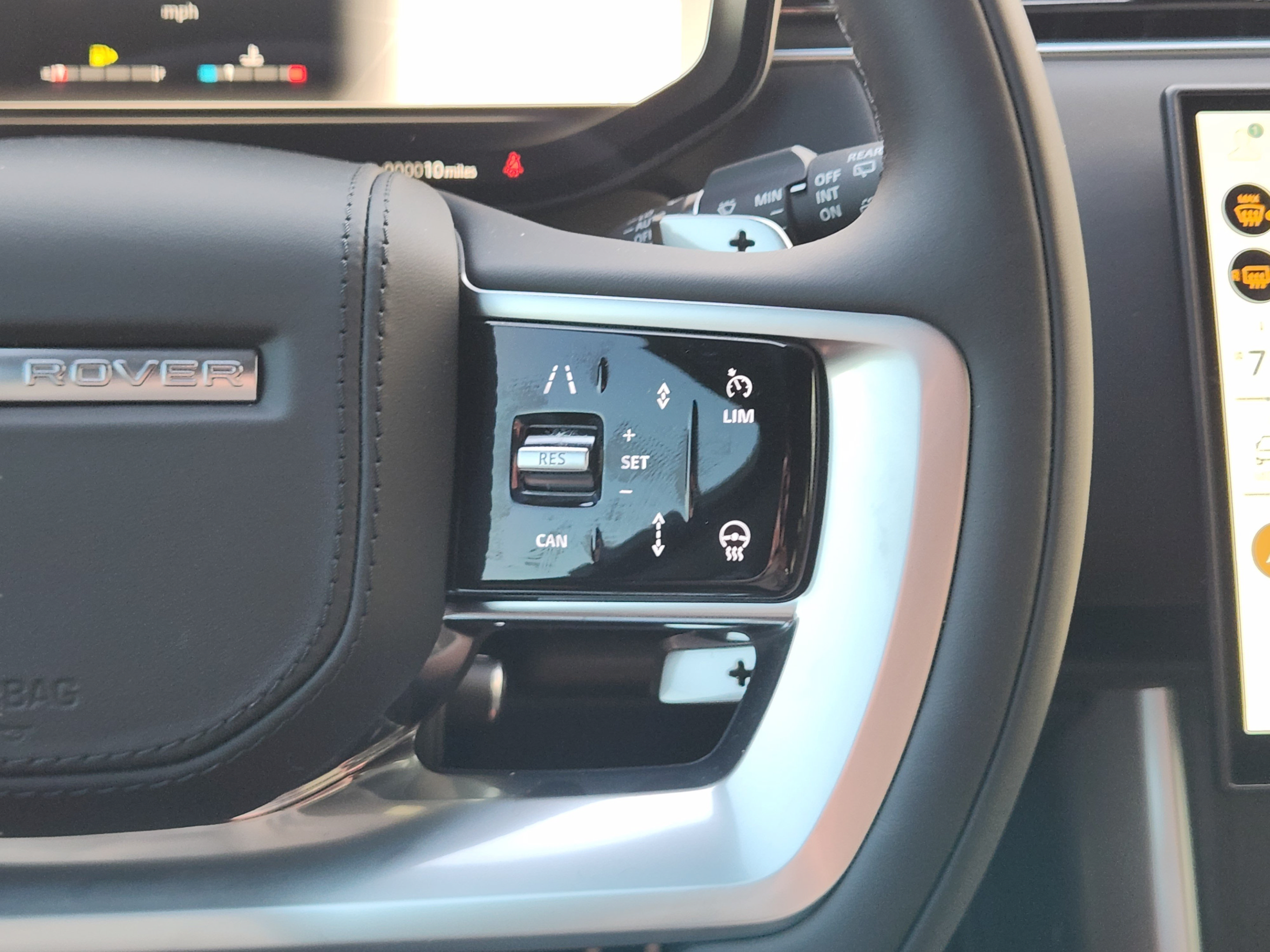 New 2026 Land Rover Range Rover SE AWD/4WD image 24