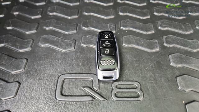 Used 2020 Audi Q8 Prestige w/ Prestige Package image 62