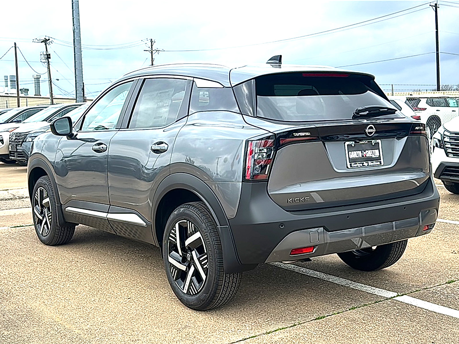 New 2026 Nissan Kicks SV image 6