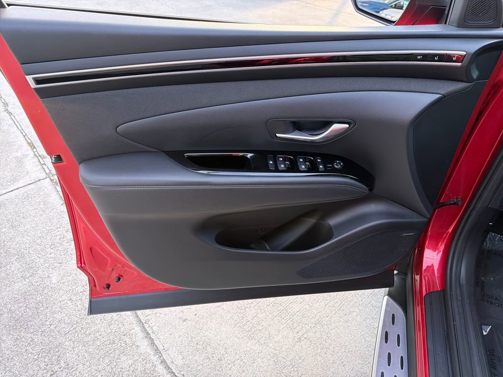 Used 2022 Hyundai Tucson Limited image 18