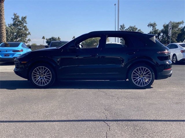 Used 2023 Porsche Cayenne S Platinum w/ Premium Package Plus image 9