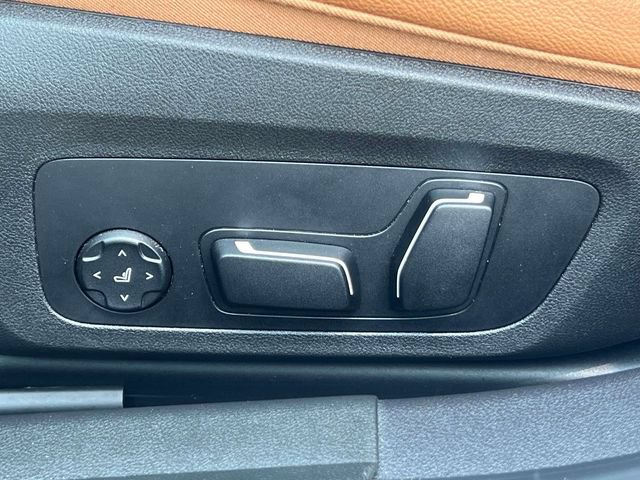 Used 2026 BMW 330i xDrive Sedan AWD/4WD image 21