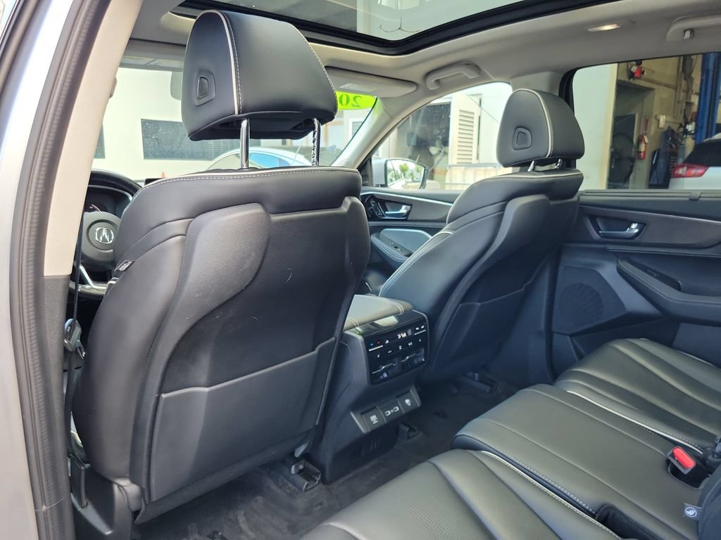 Used 2022 Acura MDX w/ Advance Package AWD/4WD image 9