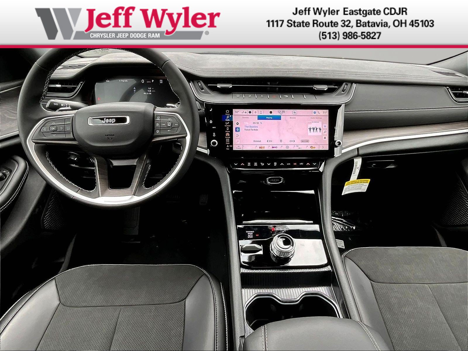 New 2026 Jeep Grand Cherokee Altitude AWD/4WD image 10