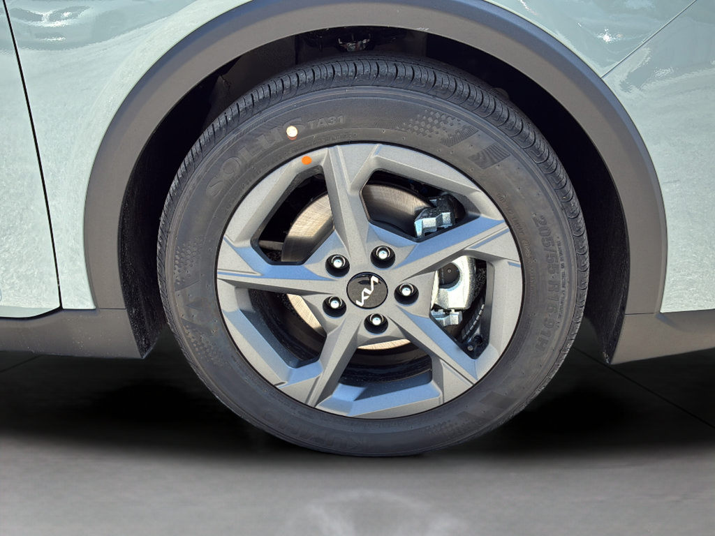 New 2026 Kia K4 FWD image 31