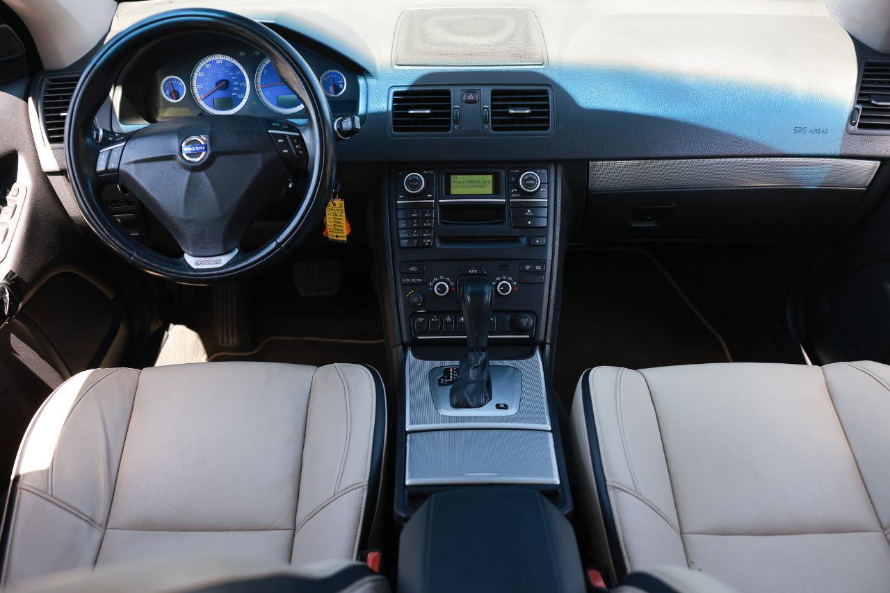 Used 2012 Volvo XC90 3.2 R-Design FWD image 2