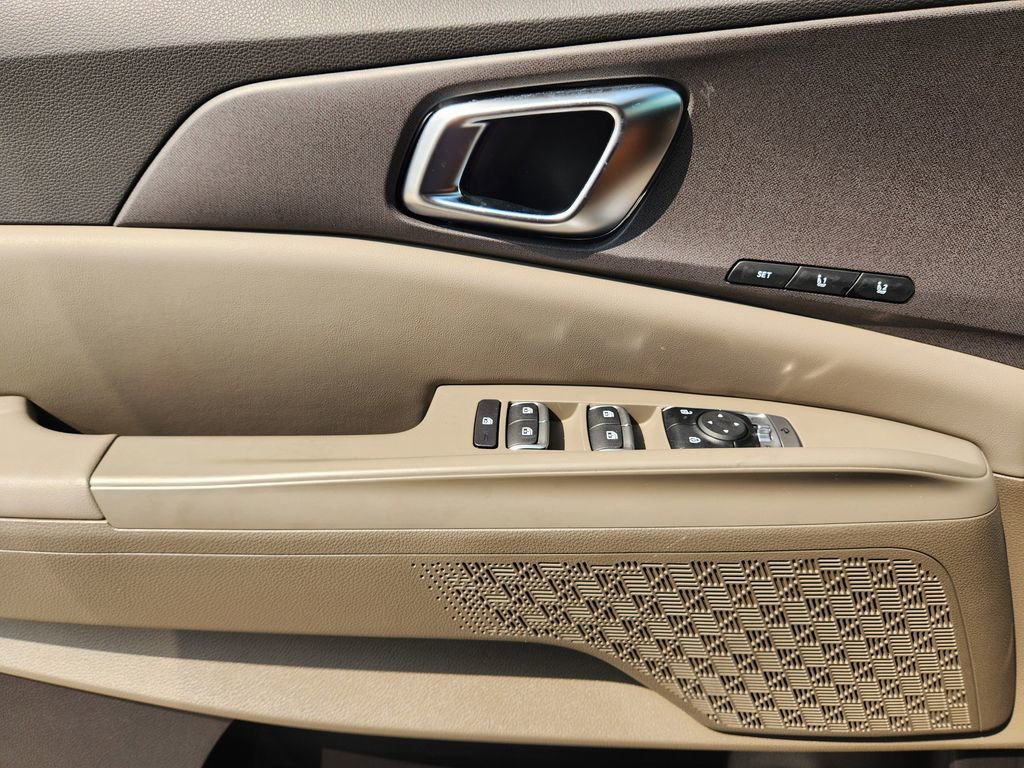 New 2026 Kia Carnival EX image 16