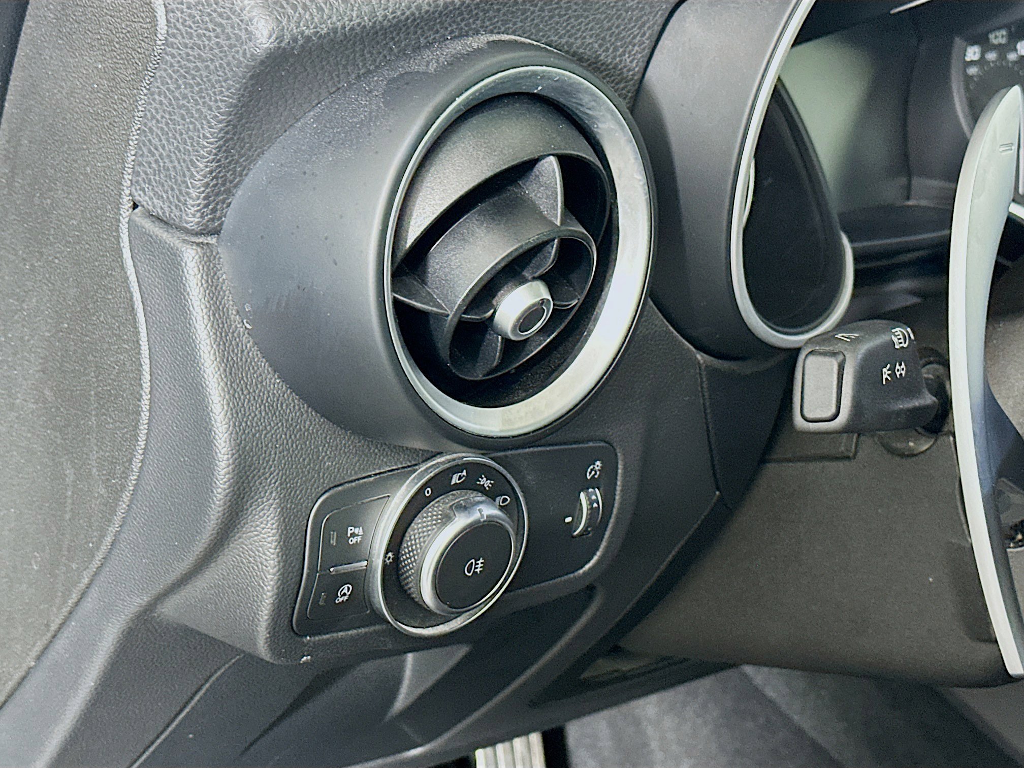 Used 2023 Alfa Romeo Stelvio Sprint RWD image 17