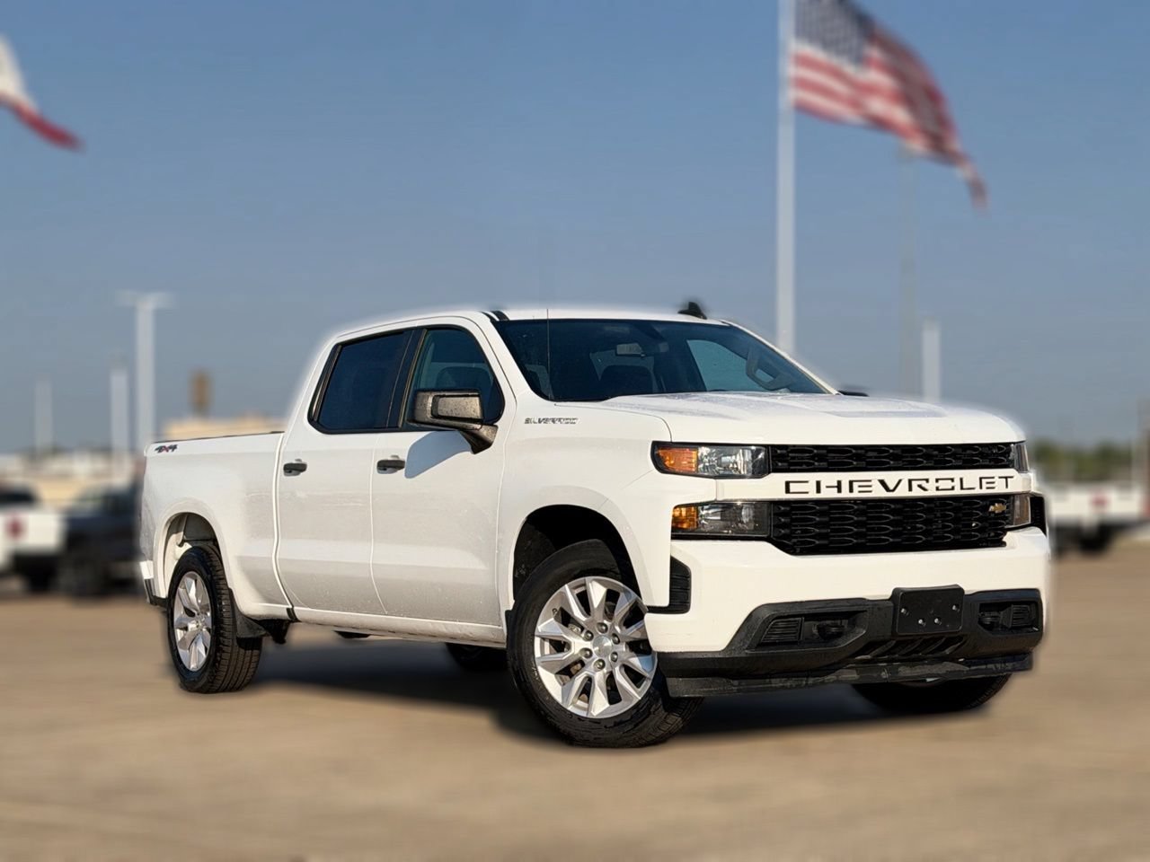 Used 2022 Chevrolet Silverado 1500 Custom AWD/4WD image 2
