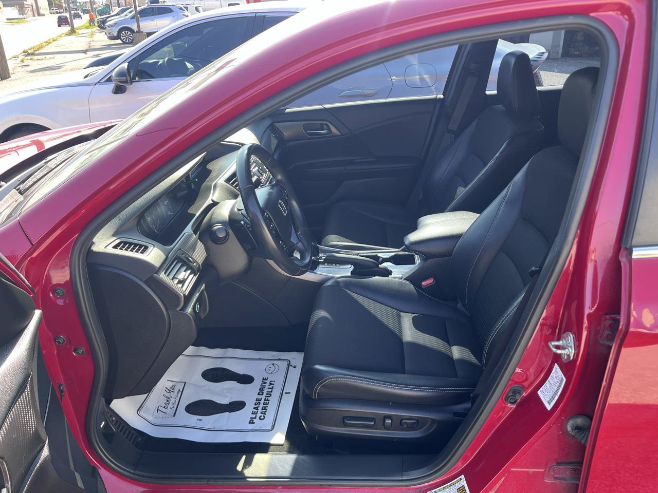 Used 2017 Honda Accord Sport image 19