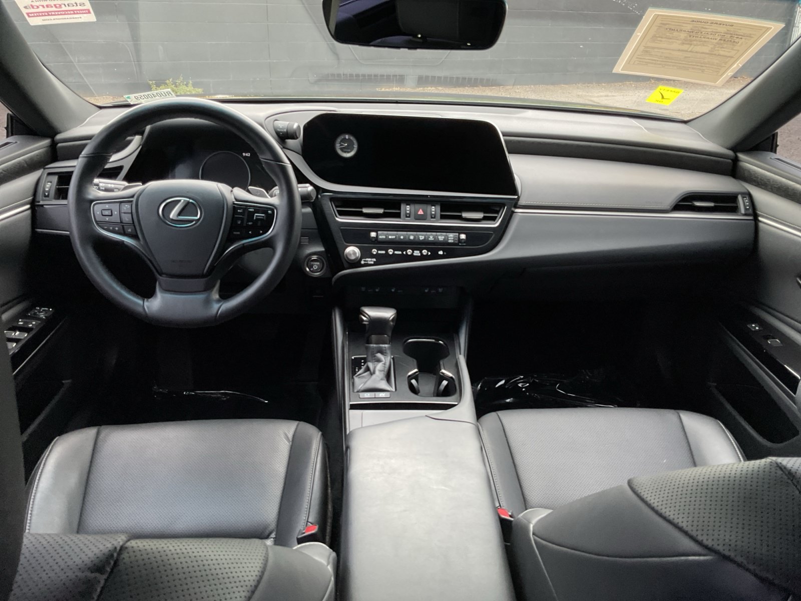 Used 2024 Lexus ES 300h w/ Premium Package FWD image 17