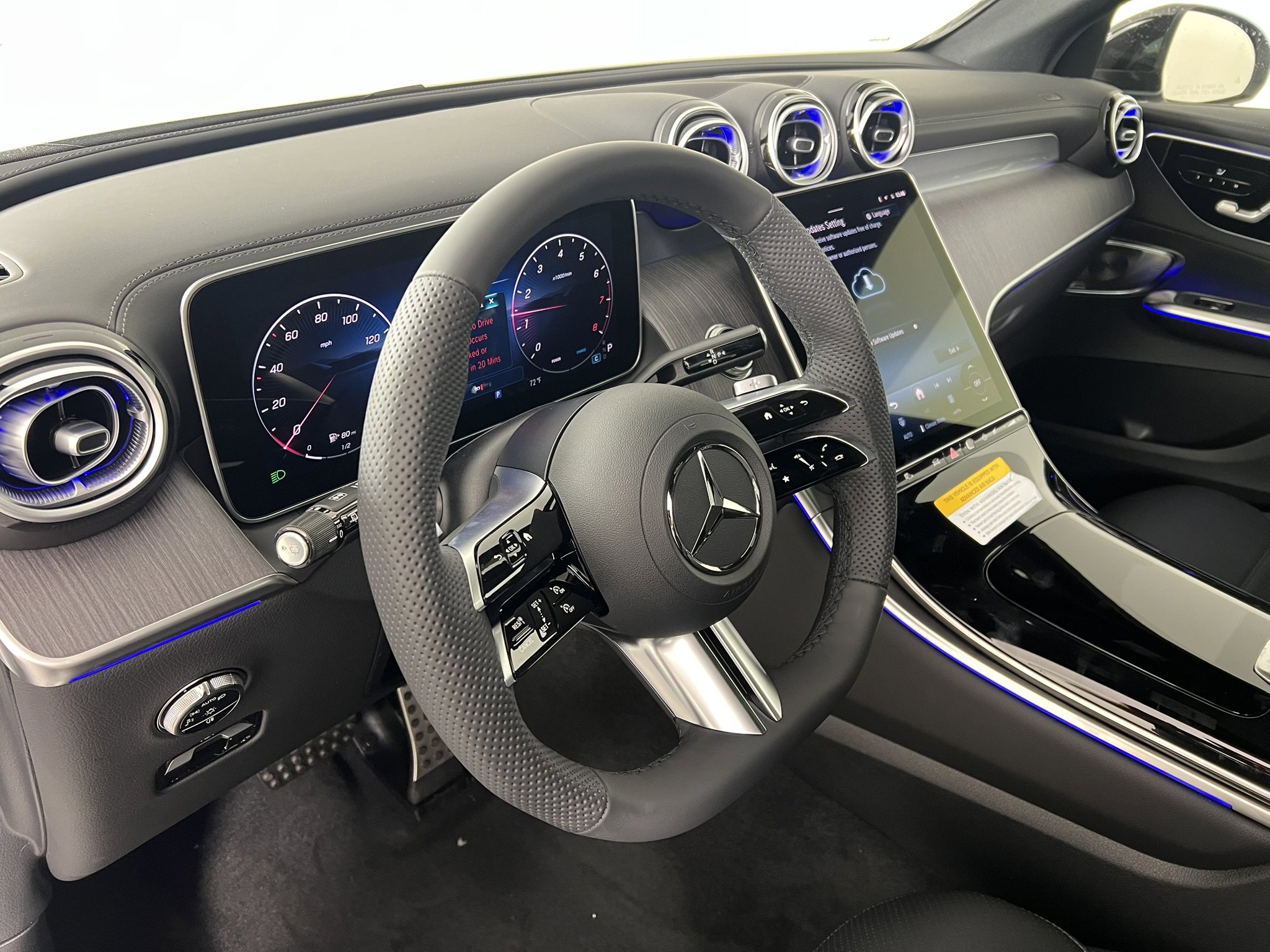 New 2026 Mercedes-Benz GLC 300 4MATIC image 19