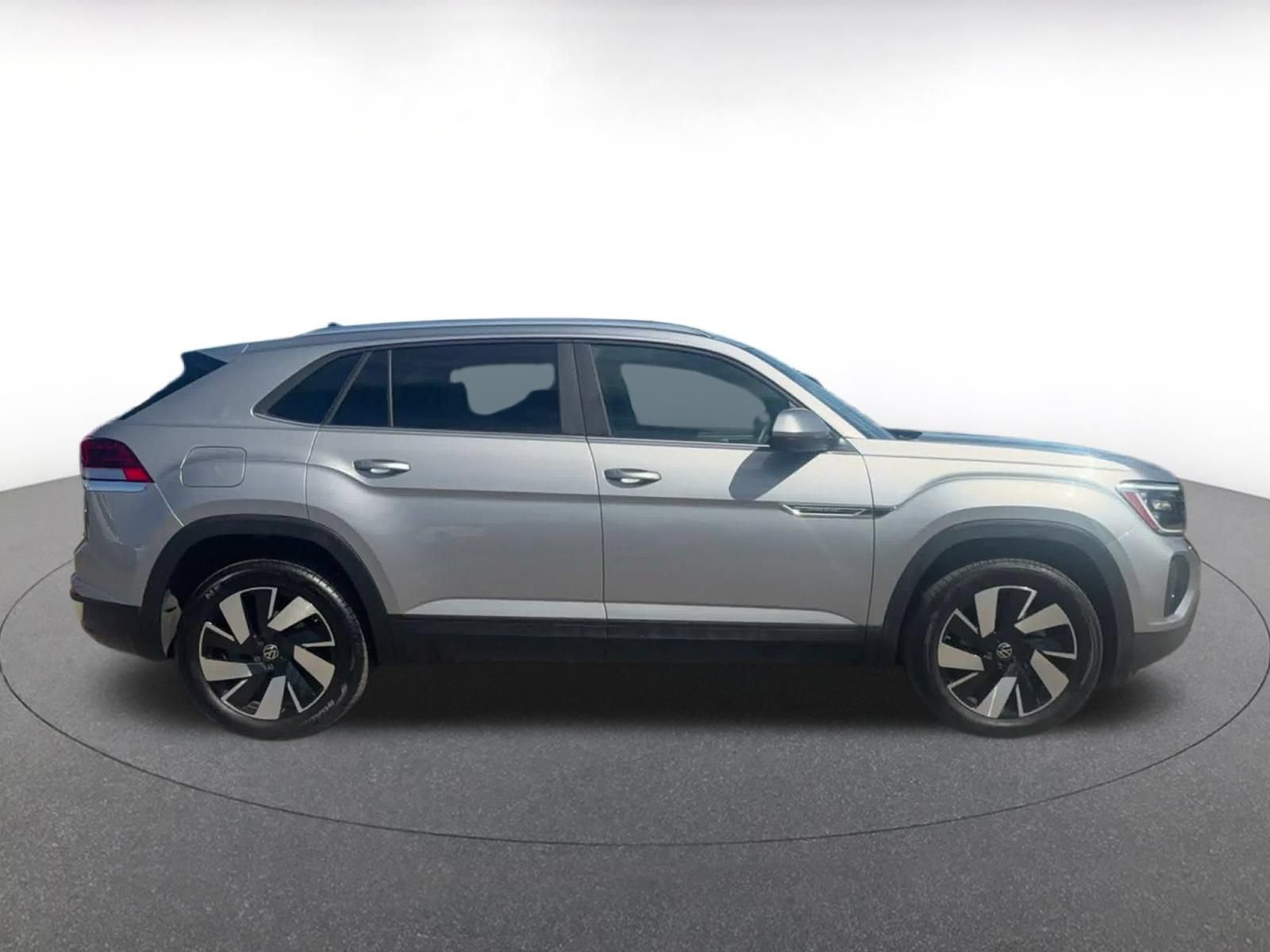 Used 2026 Volkswagen Atlas Cross Sport SE AWD/4WD image 15