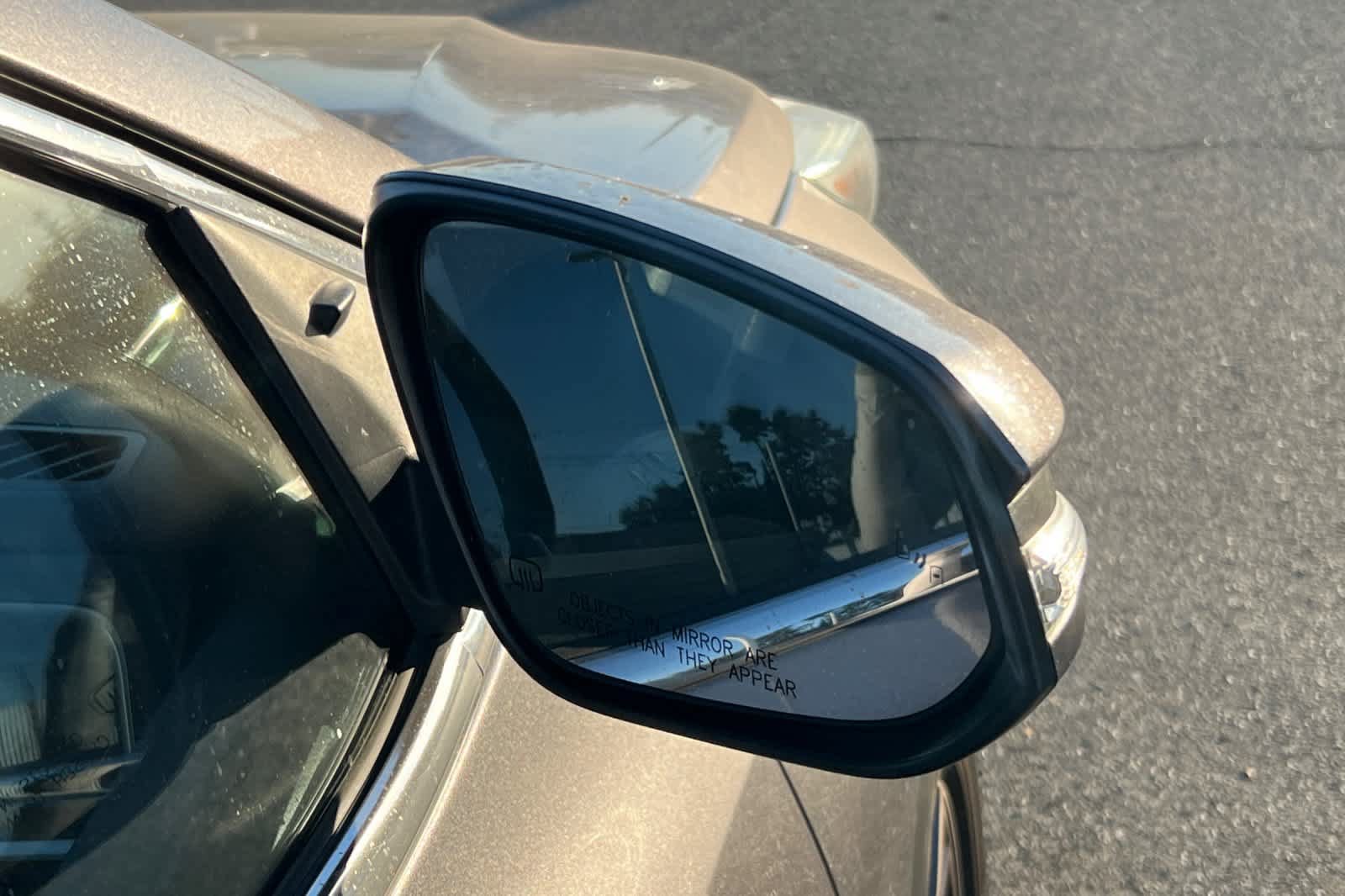 Used 2019 Toyota Highlander XLE AWD/4WD image 19