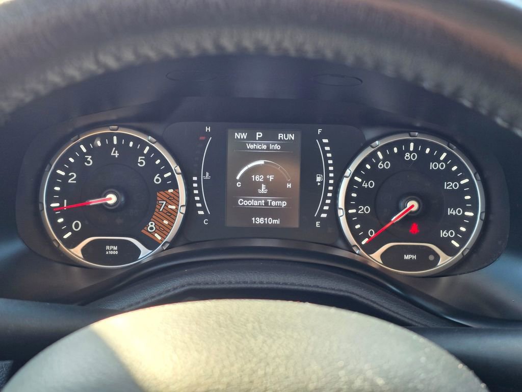 Used 2023 Jeep Renegade Latitude w/ Sun/Sound Group AWD/4WD image 19