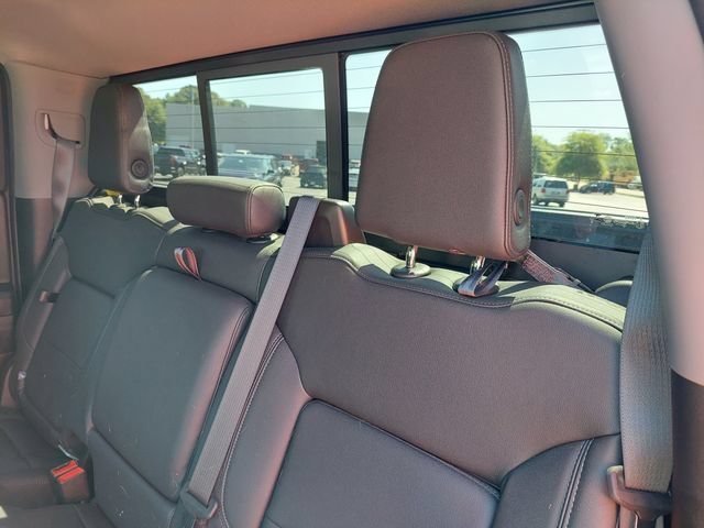 Used 2024 GMC Sierra 1500 Elevation w/ Elevation Premium Package AWD/4WD image 15