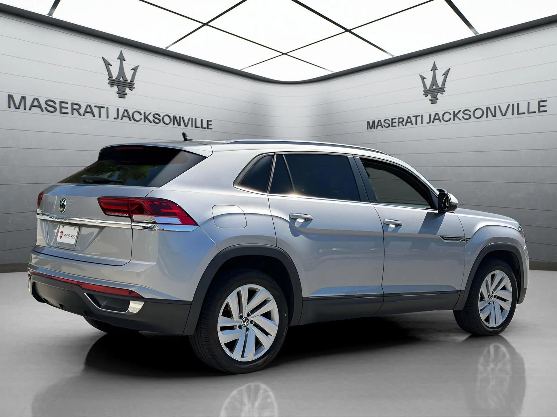 Used 2021 Volkswagen Atlas Cross Sport SE image 22