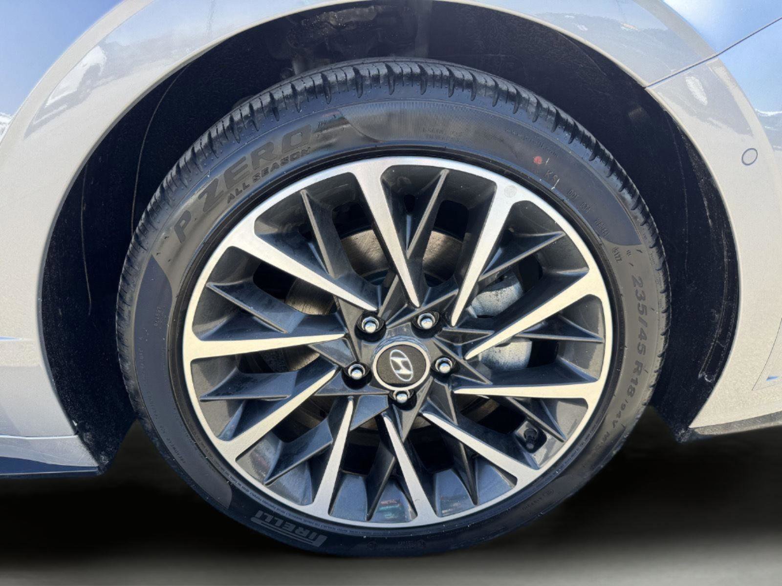 Used 2023 Hyundai Sonata Limited FWD image 32