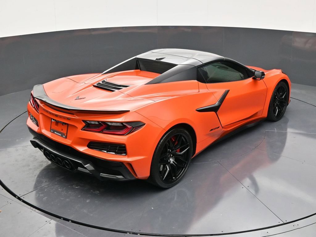 Used 2026 Chevrolet Corvette Z06 w/ Stealth Interior Trim Package image 15