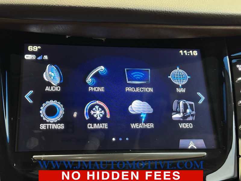 Used 2018 Cadillac Escalade Premium Luxury AWD/4WD image 31