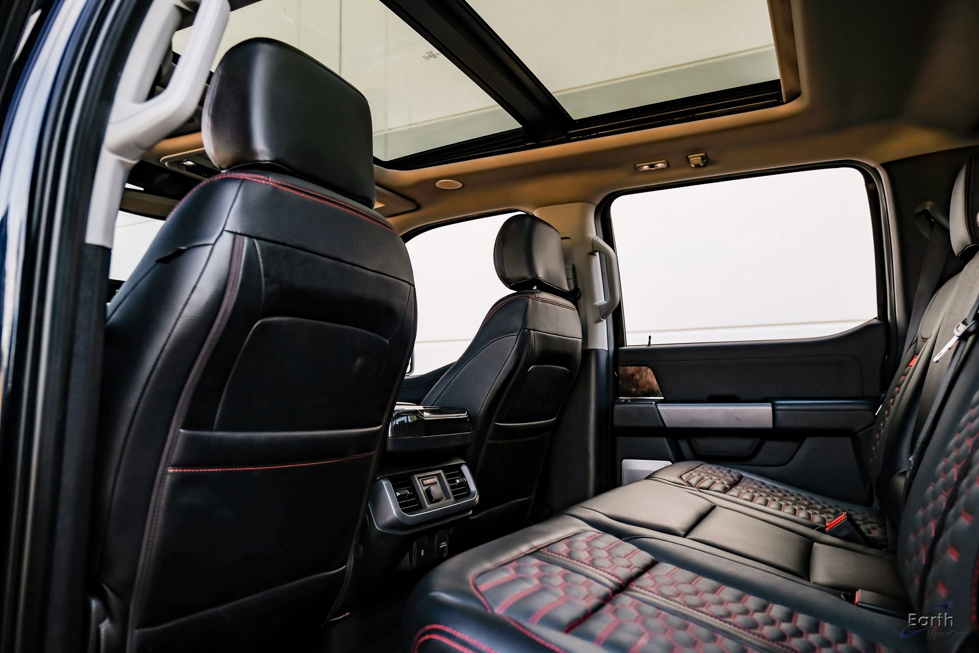 Used 2021 Ford F150 Lariat w/ Equipment Group 502A High image 95