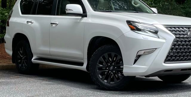 Used 2020 Lexus GX 460 Premium w/ Premium Package AWD/4WD image 10