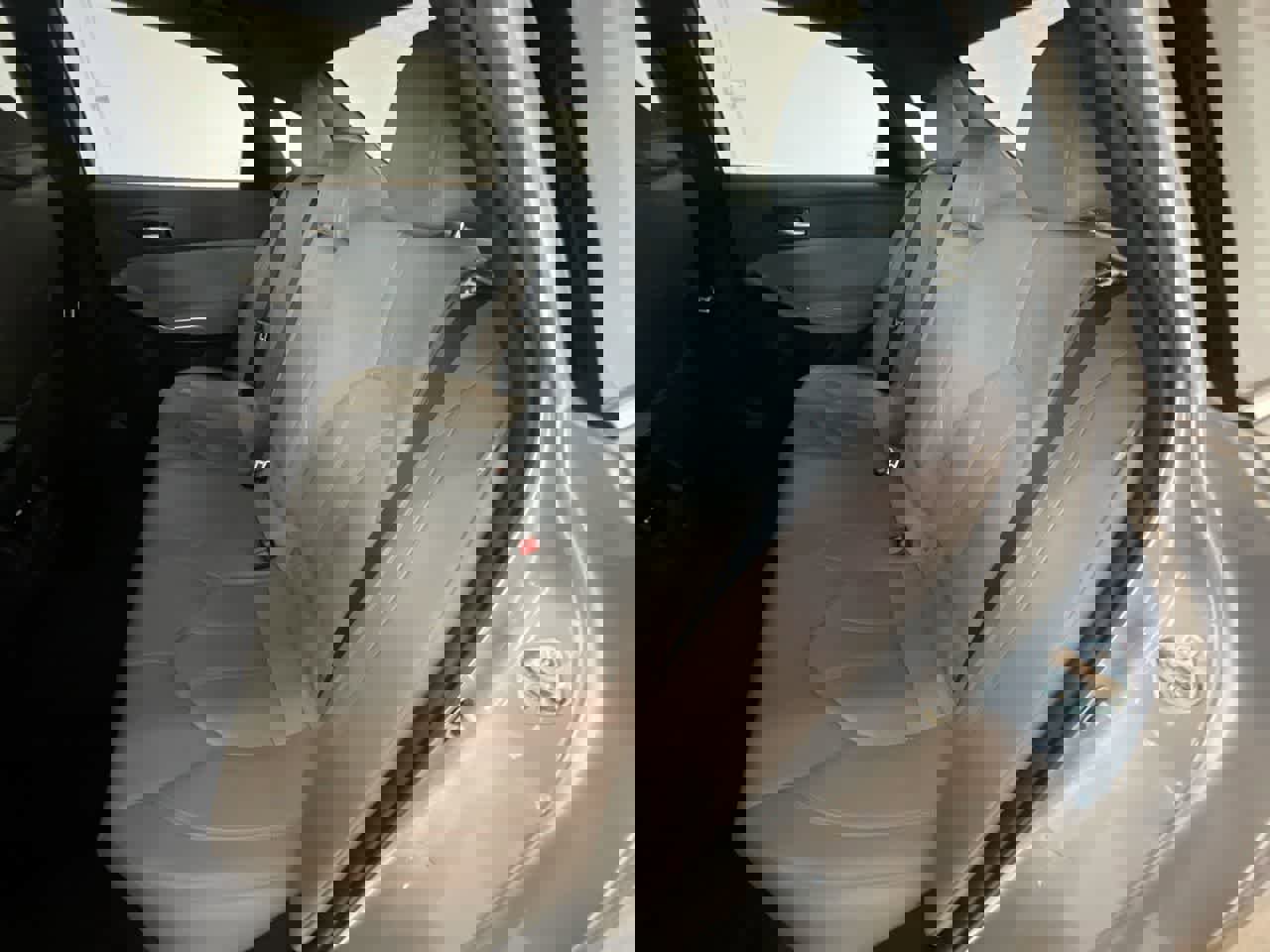 Used 2021 Toyota Avalon XLE image 23