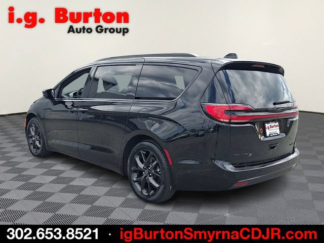 Used 2026 Chrysler Pacifica Limited w/ S Appearance Package FWD image 4