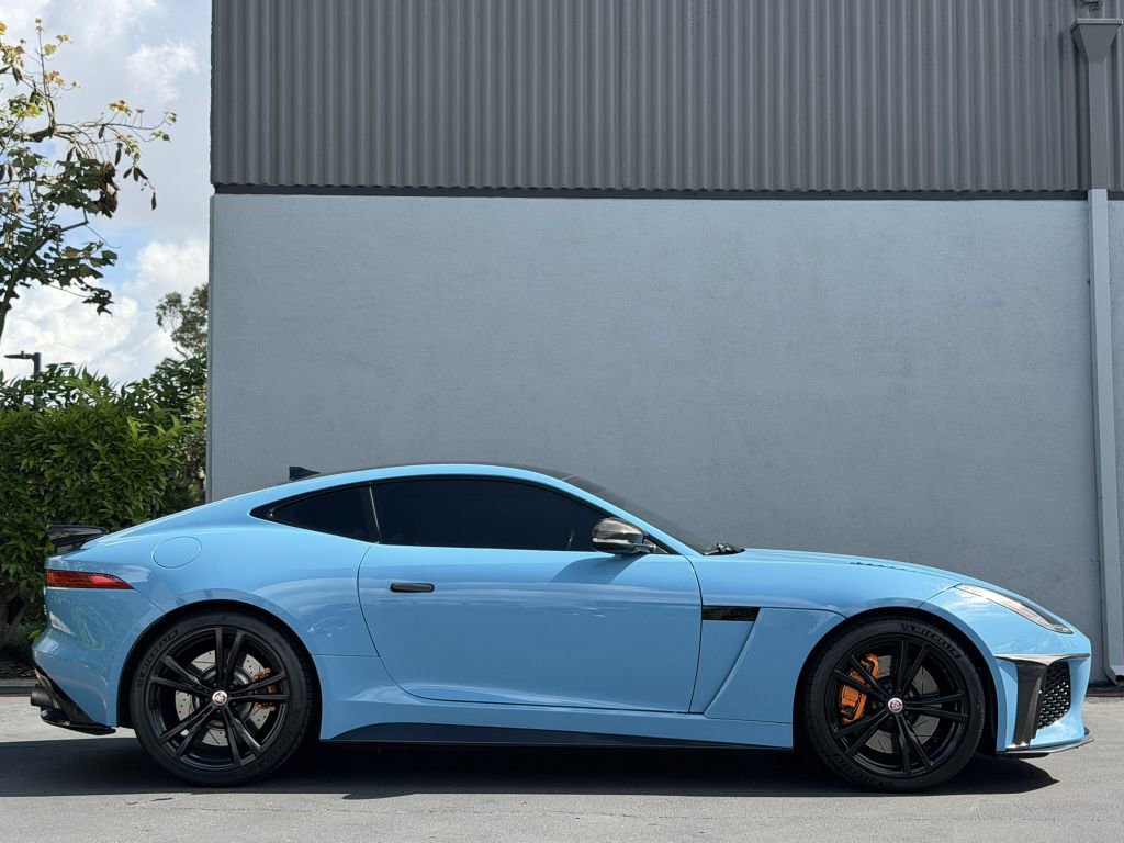 Used 2017 Jaguar F-TYPE SVR image 6