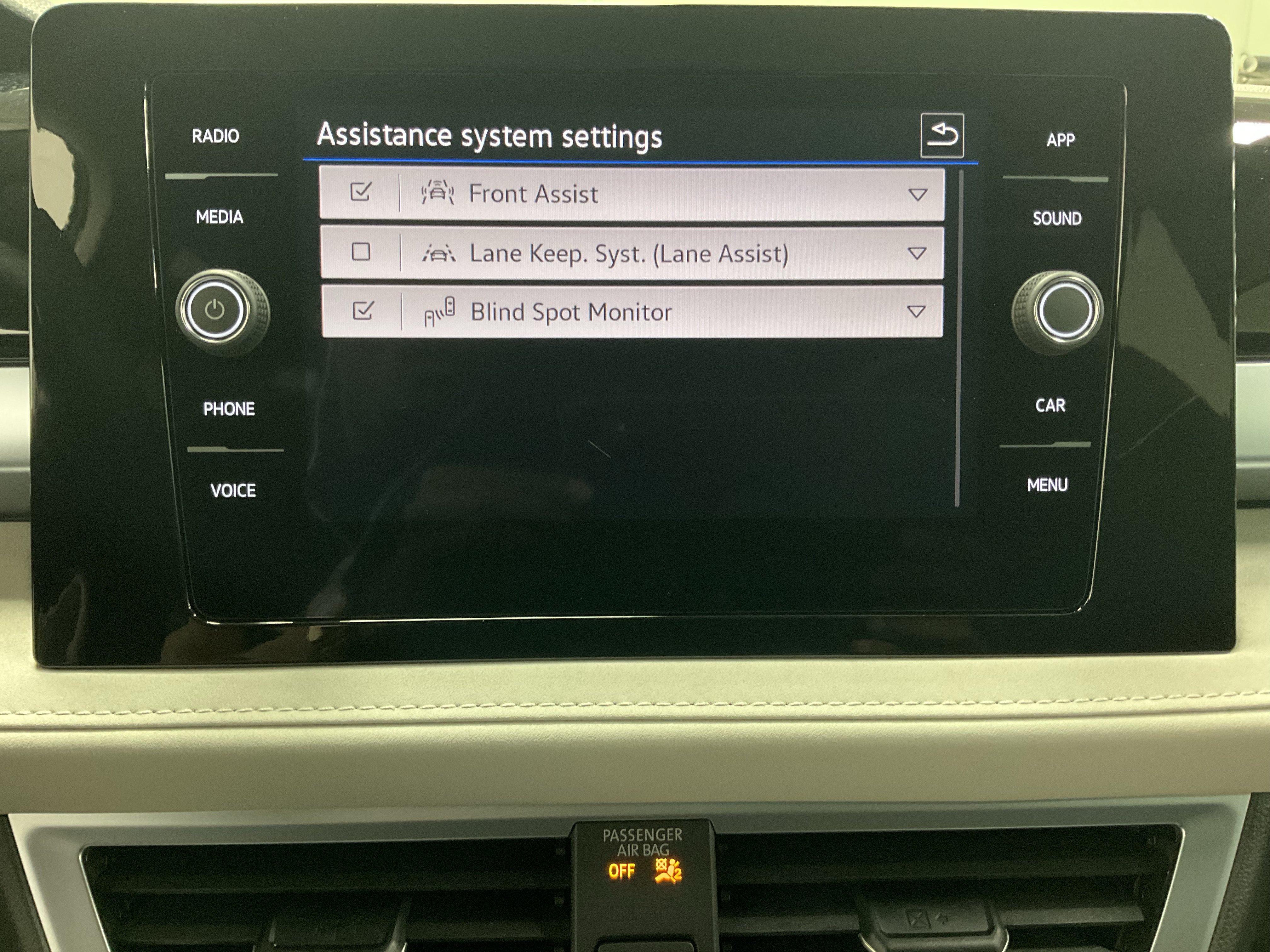 New 2026 Volkswagen Taos SE AWD/4WD image 6