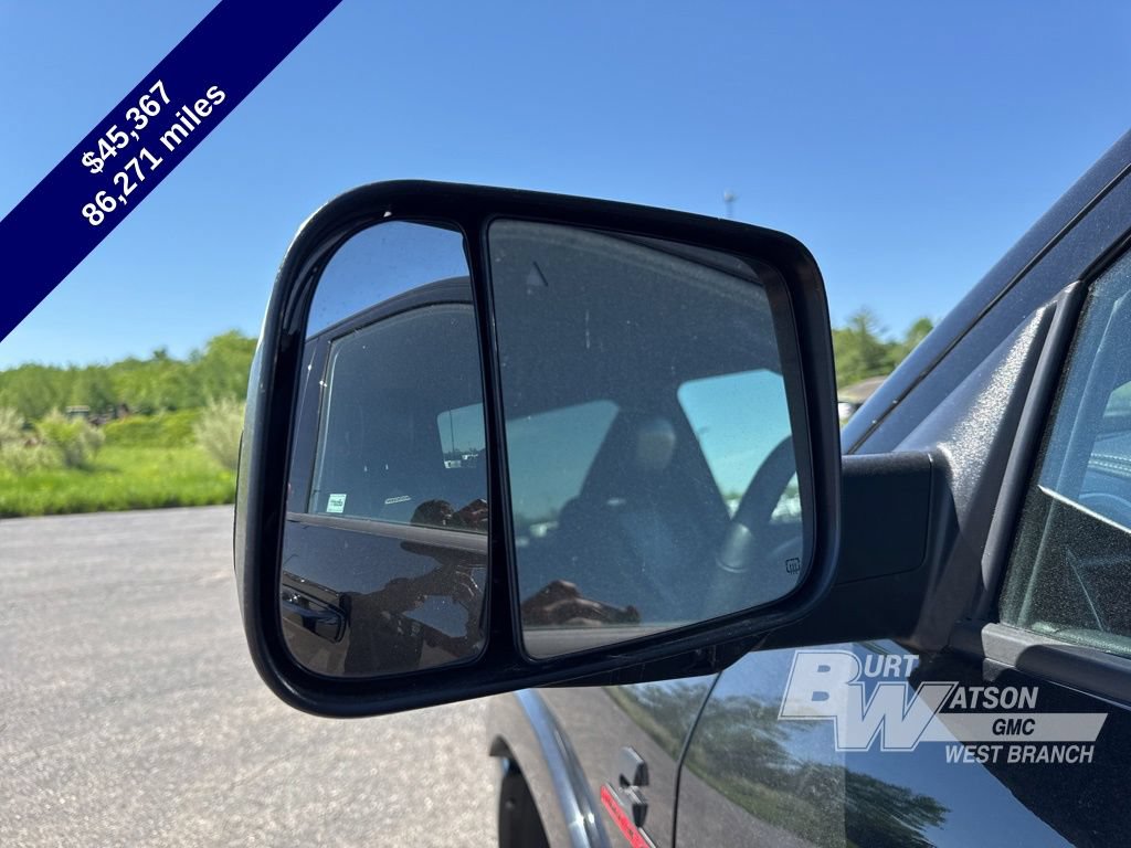 Used 2019 RAM 2500 Laramie w/ Black Appearance Package AWD/4WD image 13