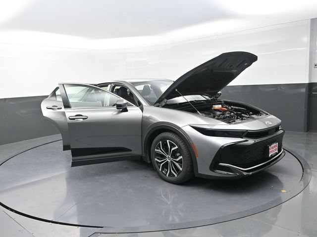 Certified 2023 Toyota Crown AWD/4WD image 38
