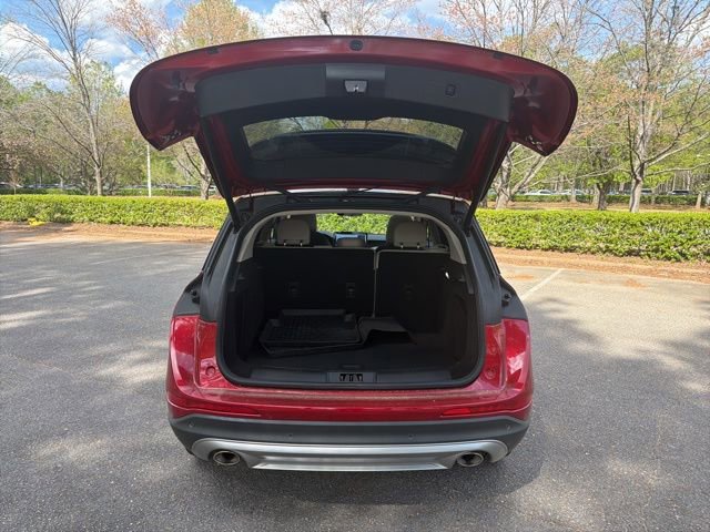 Used 2025 Lincoln Corsair Reserve w/ Equipment Group 202A image 22