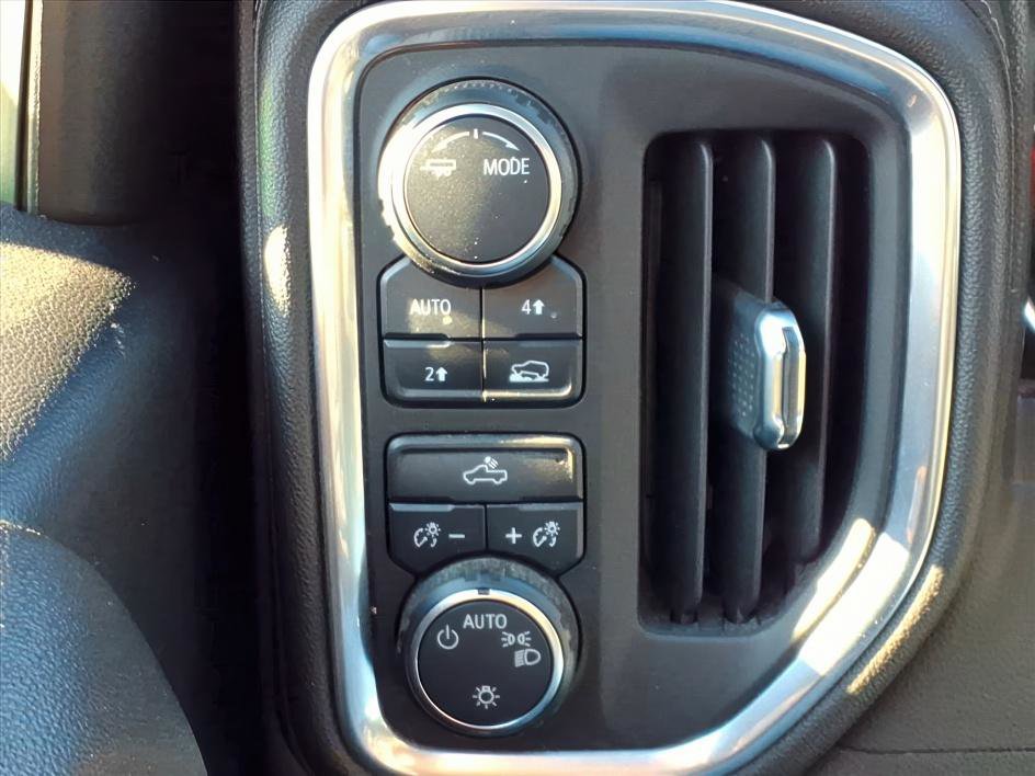 Used 2021 Chevrolet Silverado 1500 LT image 23