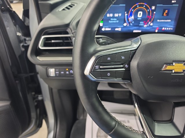 Used 2026 Chevrolet Traverse LT w/ Driver Confidence Package AWD/4WD image 16