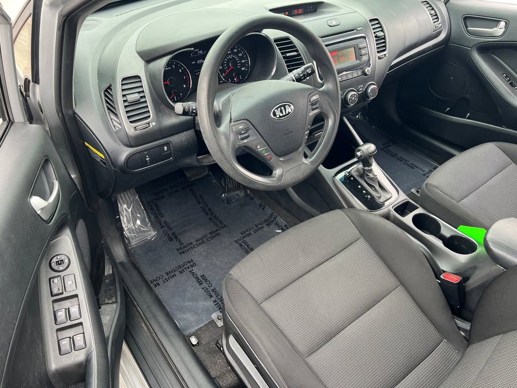 Used 2018 Kia Forte LX image 7