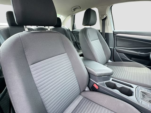 Used 2024 Volkswagen Jetta S FWD image 30