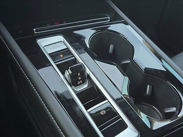 New 2026 Volkswagen Atlas SE image 14