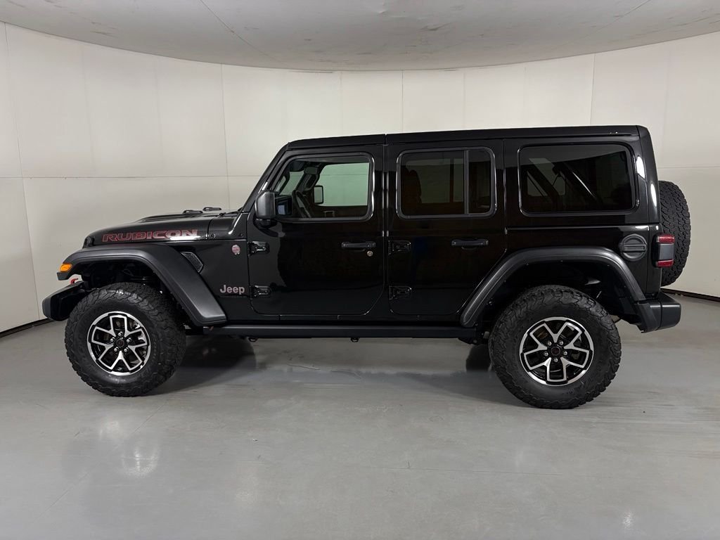 Used 2025 Jeep Wrangler Unlimited Rubicon AWD/4WD image 5