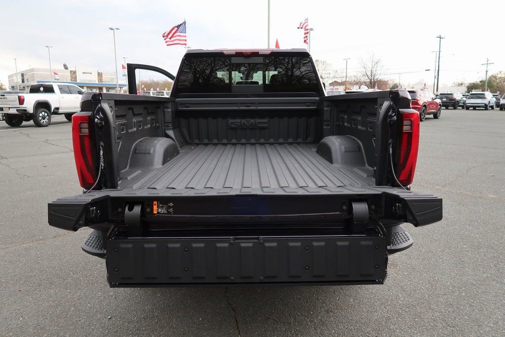 New 2026 GMC Sierra 2500 Denali w/ Denali Reserve Package image 24