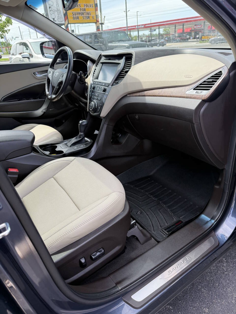Used 2018 Hyundai Santa Fe Sport w/ Cargo Package FWD image 26