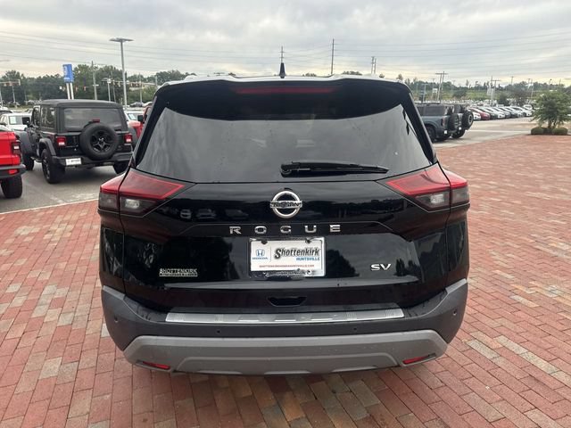 Used 2021 Nissan Rogue SV w/ Premium Package FWD image 27