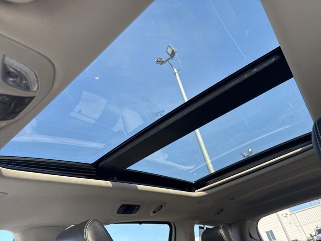 Used 2024 Chrysler Pacifica Limited image 28