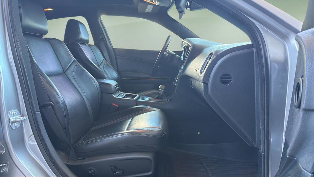 Used 2016 Dodge Charger R/T w/ Plus Group image 11