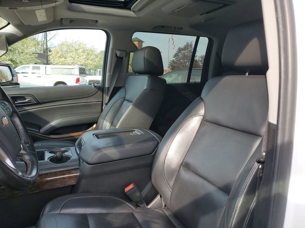 Used 2018 Chevrolet Suburban LT AWD/4WD image 17