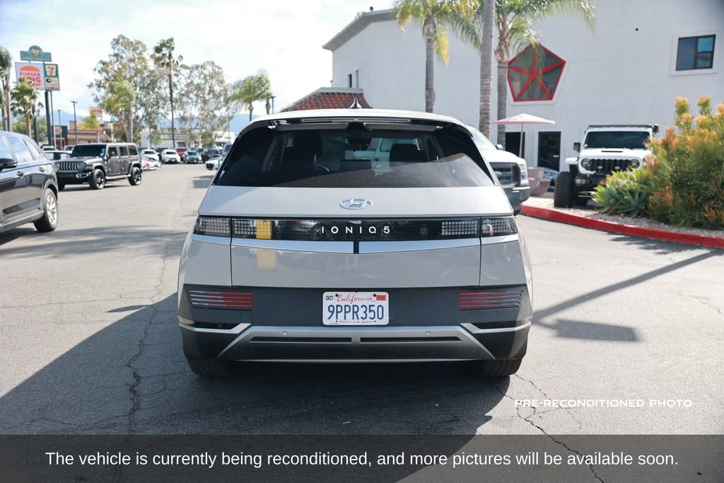 Used 2024 Hyundai Ioniq 5 SE image 4