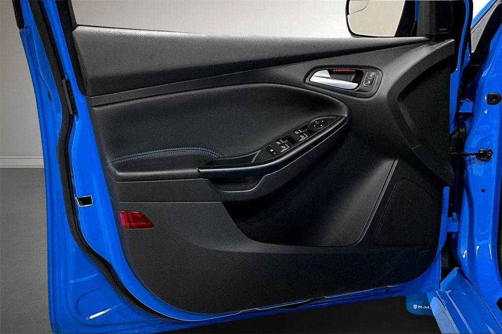 Used 2017 Ford Focus RS image 19