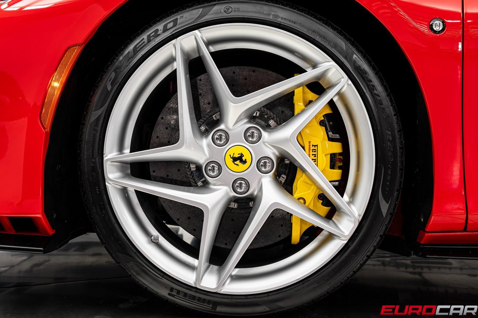 Used 2022 Ferrari F8 Tributo image 28